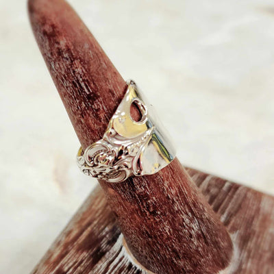 Vintage sterling silver elephant fork ring circa 1941